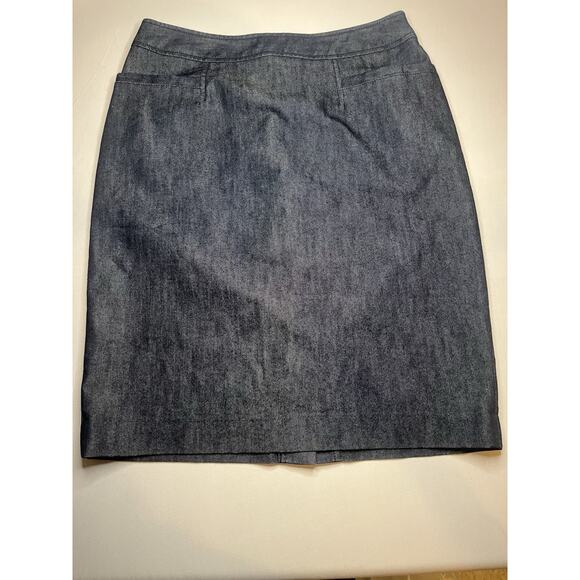 Halogen Dark Blue Denim Straight / Pencil Skirt w/Front Pockets Size 4 - Picture 1 of 6